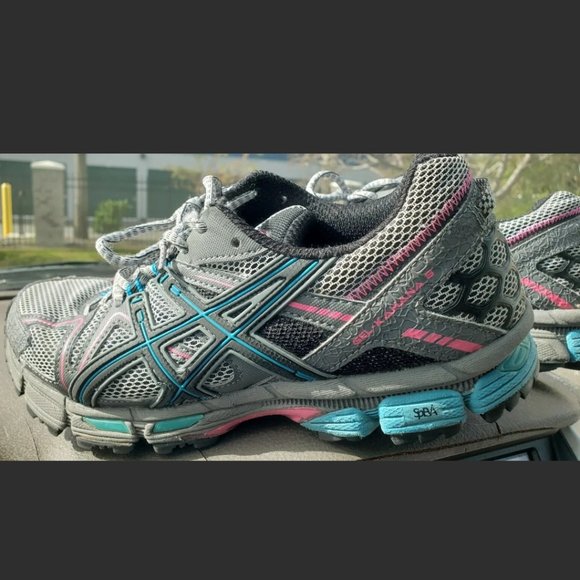 Asics - Picture 1 of 6